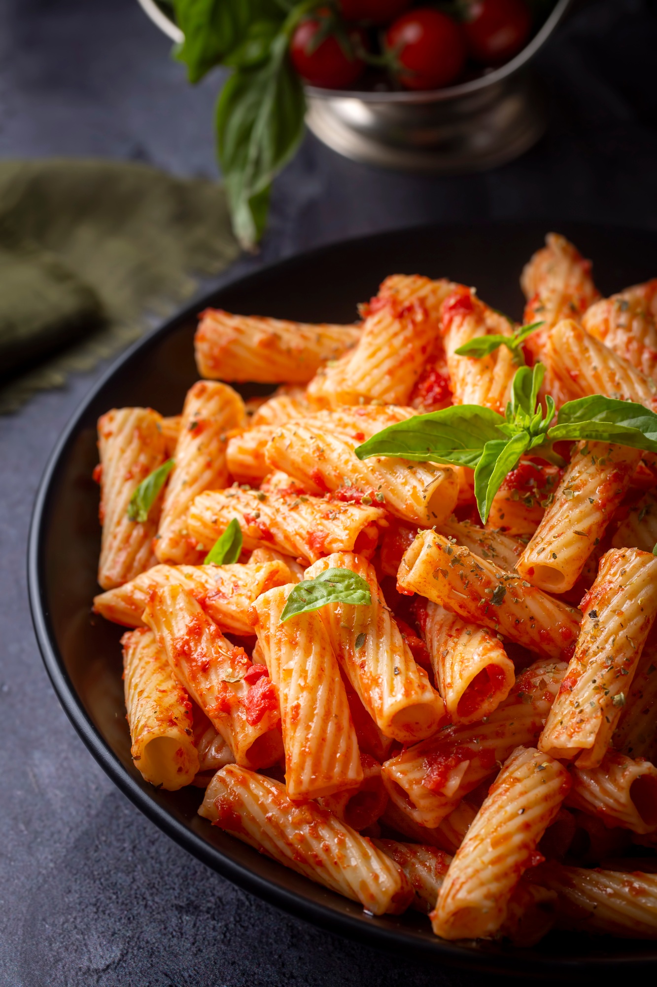 Penne pasta with tomato sauce, Penne arabiata